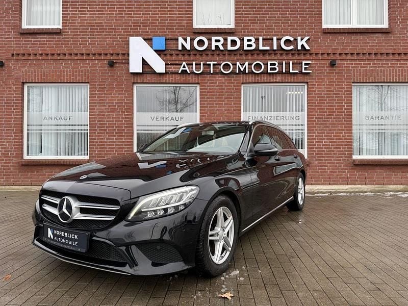 Gebraucht Mercedes C220 Avantgarde 194 PS (142 kW) 2019 Schwarz Kombi