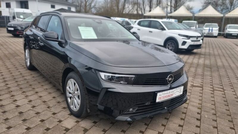 Karbon schwarz Gebraucht 2024 Opel Astra Enjoy Kombi | 19.990 € (Superpreis) - Bild 1/4