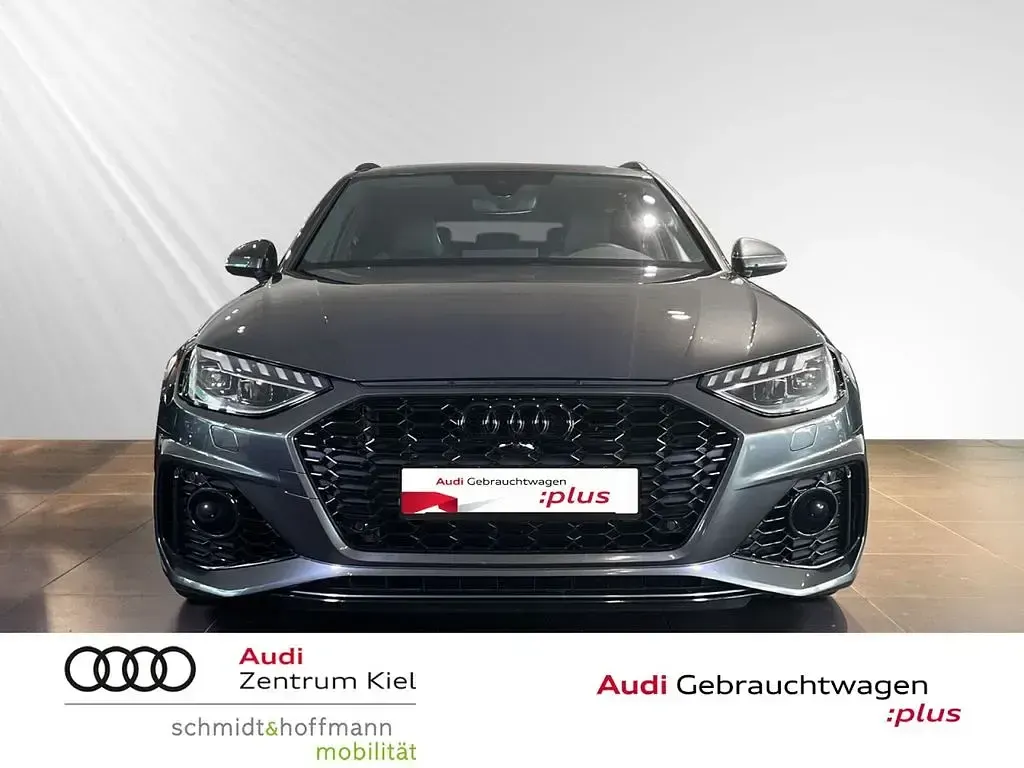 Gebraucht Audi RS4 Sport 450 PS (330 kW) 2023 Daytonagrau perleffekt Kombi