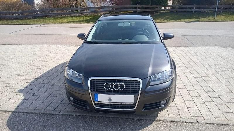 Gebraucht Audi A3 Attraction 105 PS (77 kW) 2008 Grau Kleinwagen