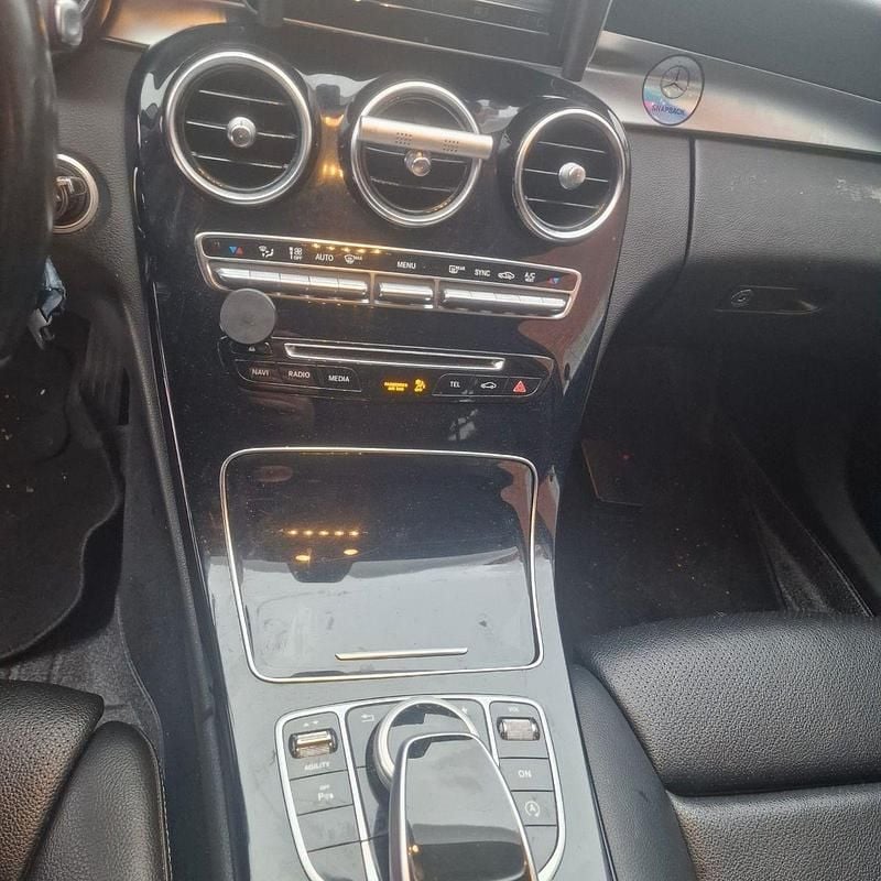 Gebraucht Mercedes C220 170 PS (125 kW) 2016 Beige Limousine