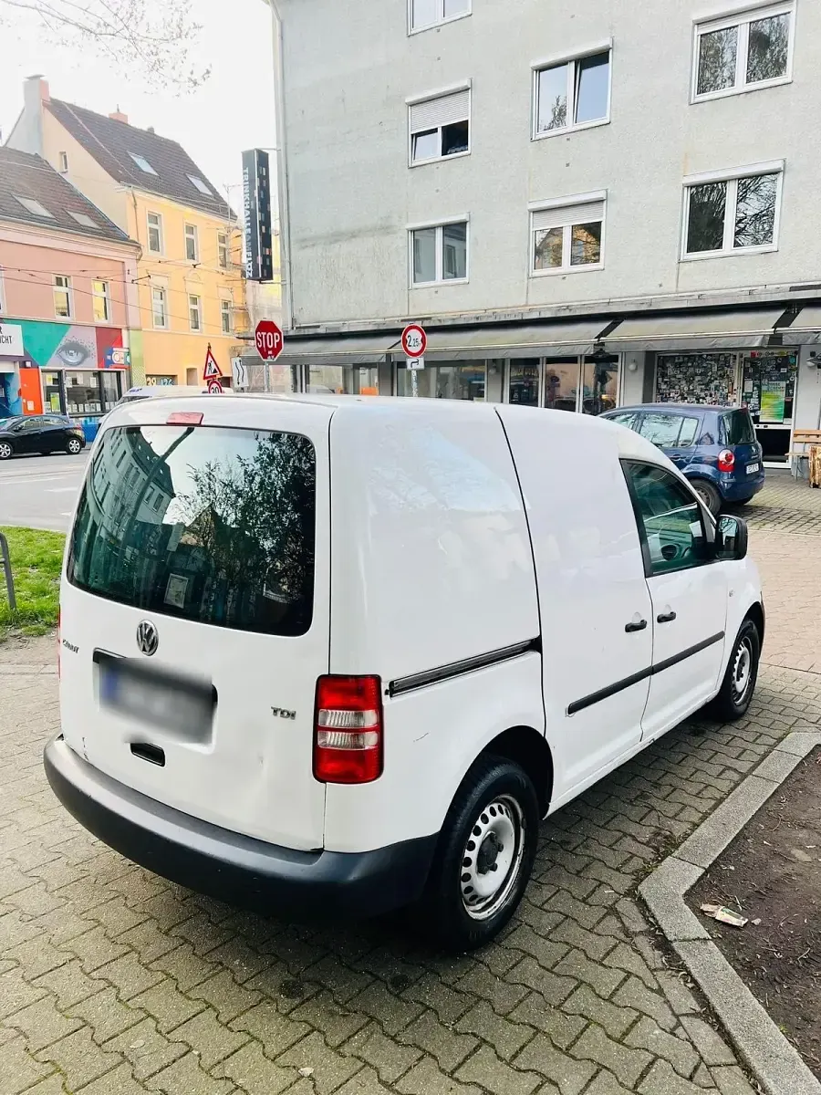 Gebraucht VW Caddy 75 PS (55 kW) 2013 Weiß Van / Kleinbus
