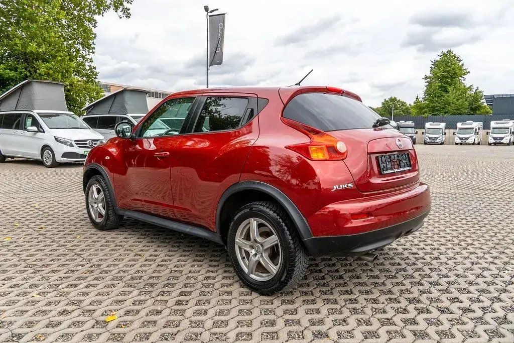 Gebraucht Nissan Juke Tekna 117 PS (86 kW) 2011 Rot SUV