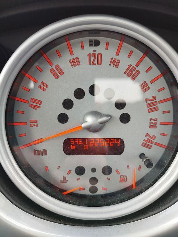 Gebraucht Mini Cooper 116 PS (85 kW) 2001 Silber Kleinwagen