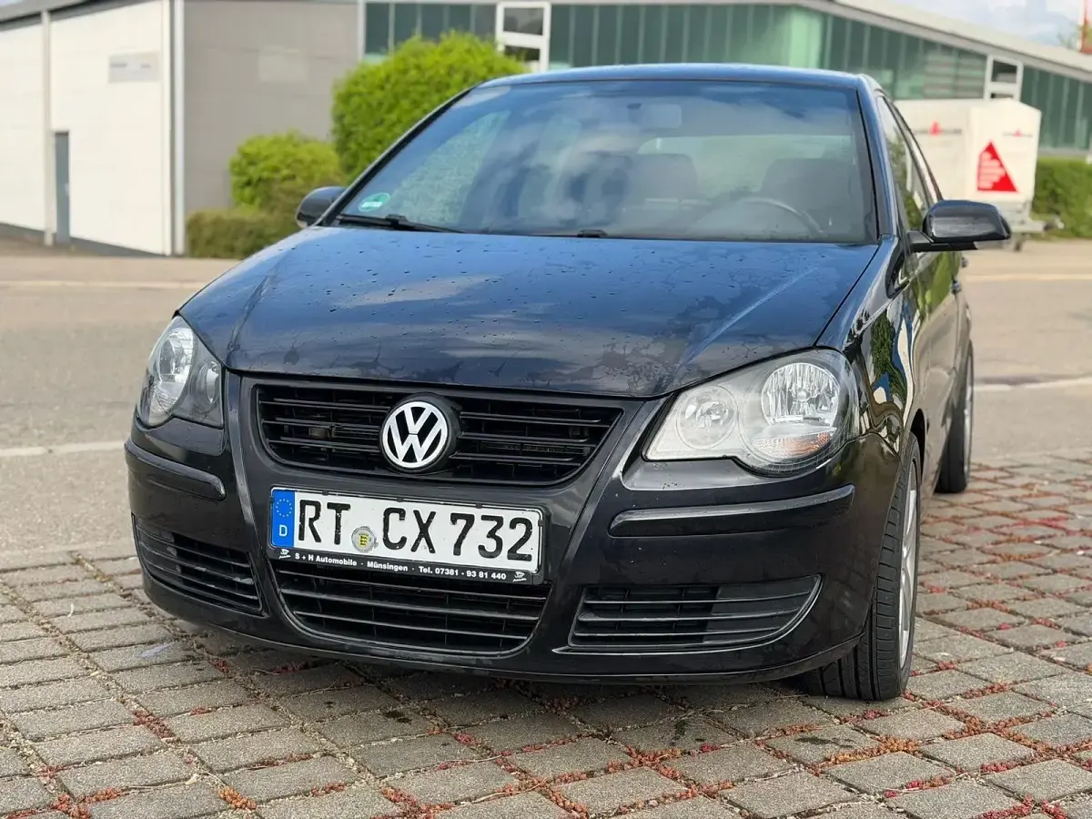 Gebraucht VW Polo 69 PS (50 kW) 2008 Schwarz Kleinwagen