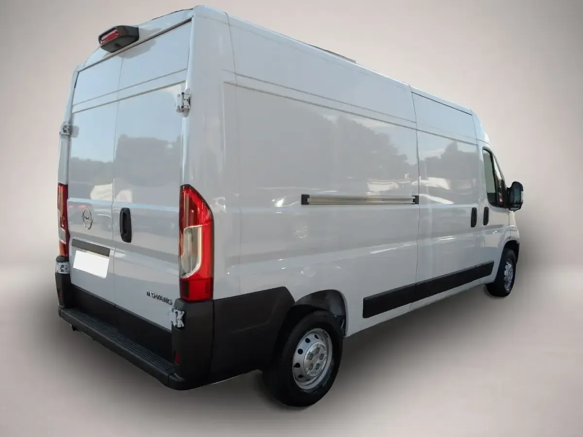 Gebraucht Opel Movano Edition 140 PS (102 kW) 2024 Weiß Van