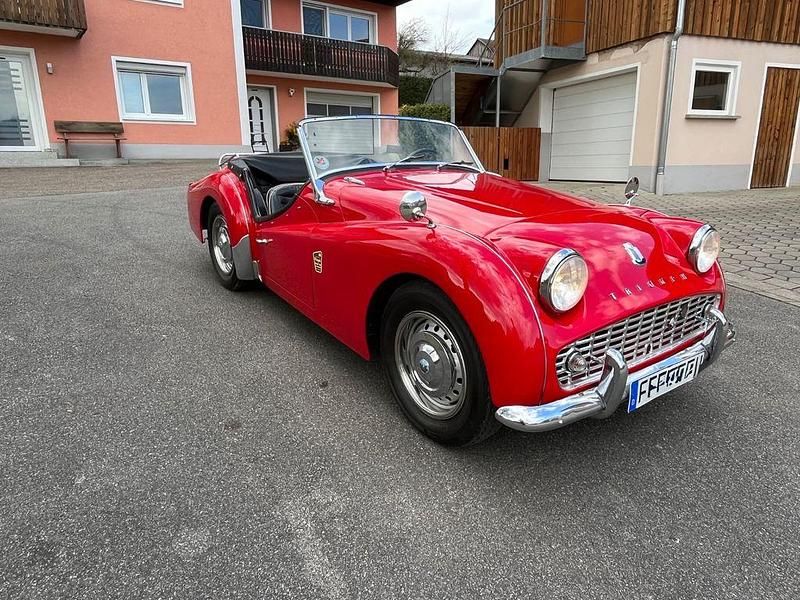 Gebraucht Triumph TR3 105 PS (77 kW) 1961 Rot Cabrio