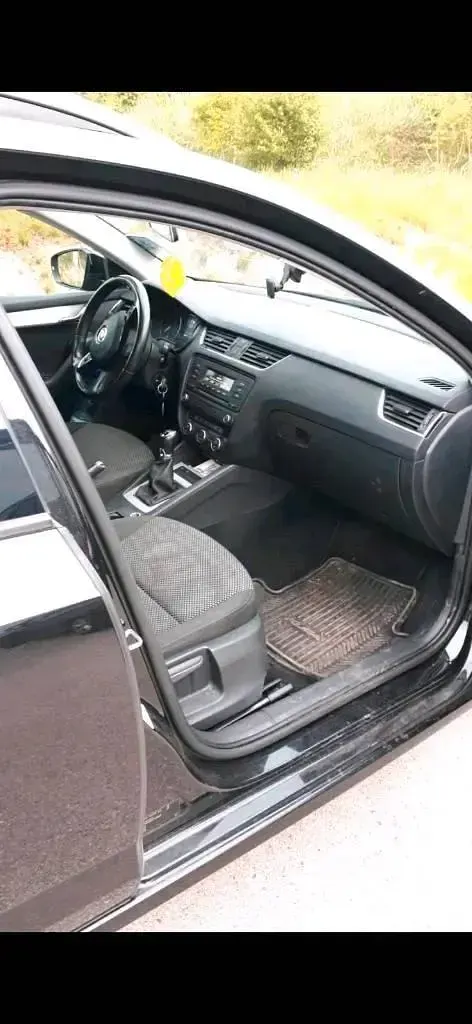 Gebraucht Skoda Octavia 102 PS (75 kW) 2014 Schwarz Kombi