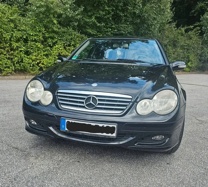 Gebraucht Mercedes 200 163 PS (119 kW) 2007 Schwarz Coupé