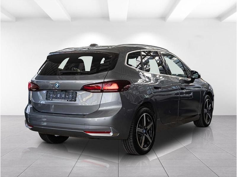 Gebraucht BMW 225 Active Tourer Performance 245 PS (180 kW) 2022 Grau Van / Kleinbus