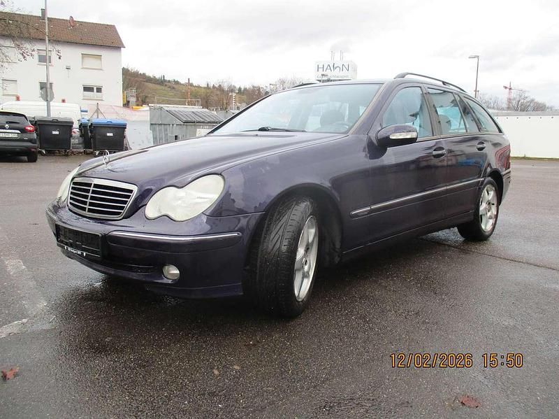 Gebraucht Mercedes C200 Avantgarde 163 PS (119 kW) 2002 Amethystviolett metallic Kombi