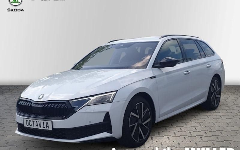 Weiss Neu 2025 Skoda Octavia SportLine Kombi | 39.790 € (Etwas zu teuer) - Bild 1/4