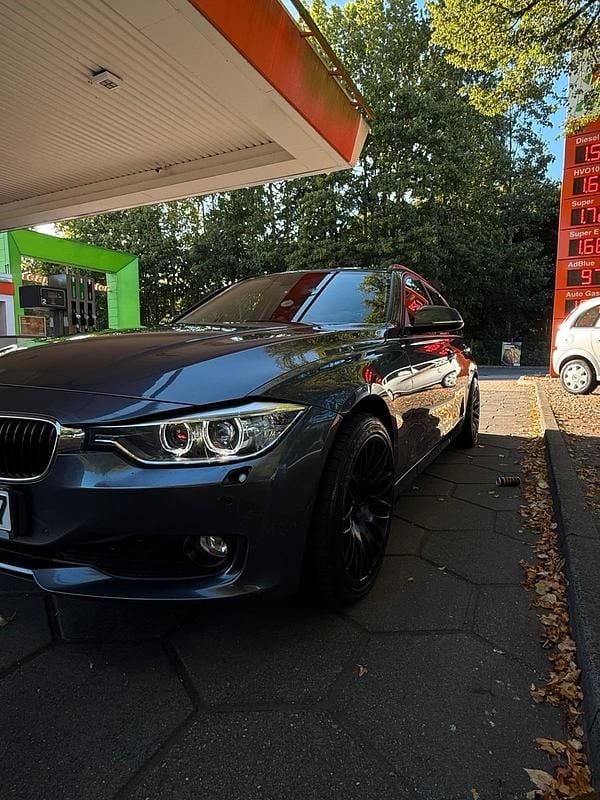 Grau Gebraucht 2012 BMW 316 Kombi | 5.100 € (Etwas zu teuer) - Bild 1/4