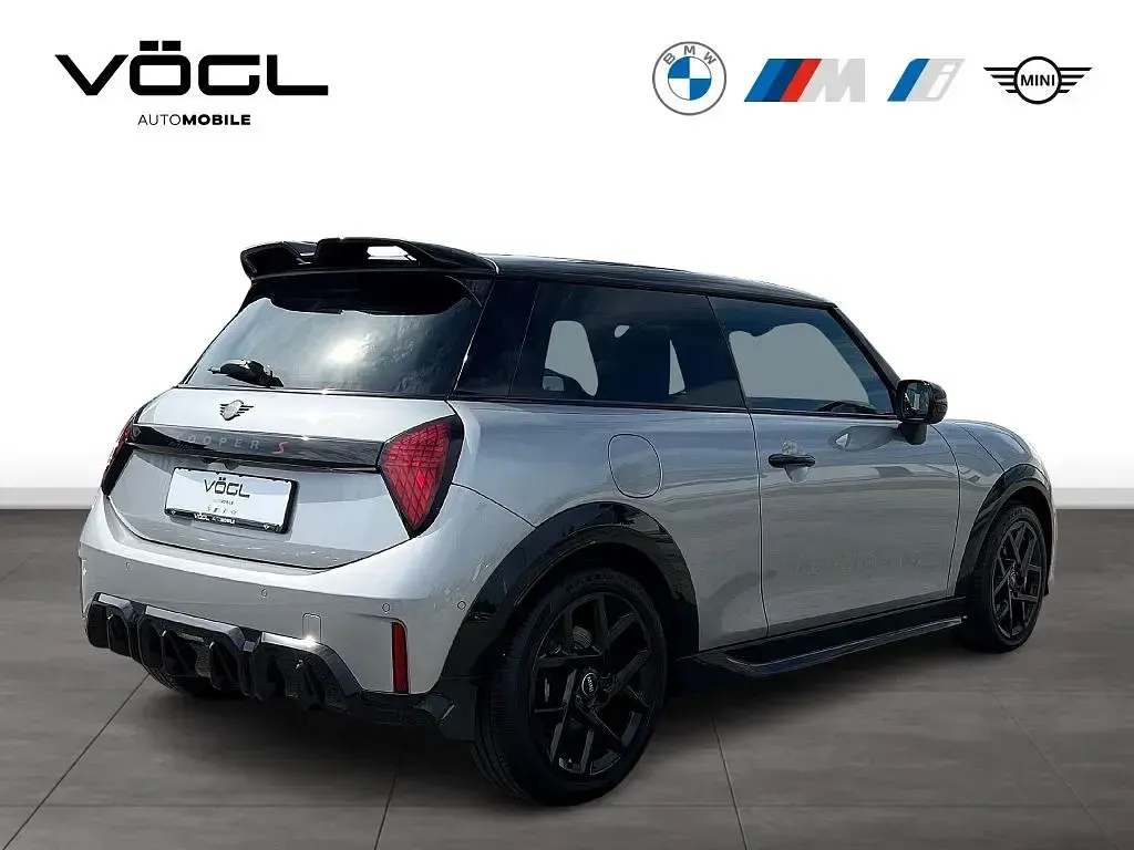 Gebraucht Mini John Cooper Works 204 PS (150 kW) 2025 Grau Kleinwagen