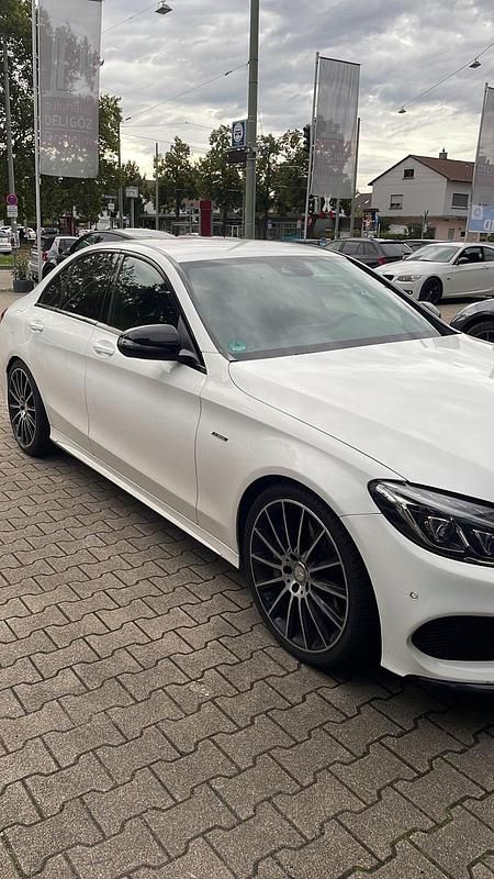 Gebraucht Mercedes C450 AMG AMG 367 PS (269 kW) 2015 Weiß Limousine