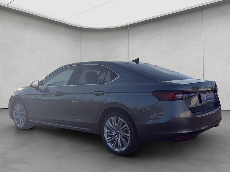 Gebraucht Skoda Superb Selection 150 PS (110 kW) 2025 Grau Limousine