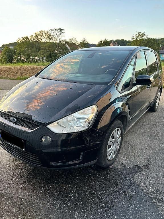 Schwarz Gebraucht 2007 Ford S-MAX Trend Van / Kleinbus | 2.850 € (Fairer Preis) - Bild 1/4