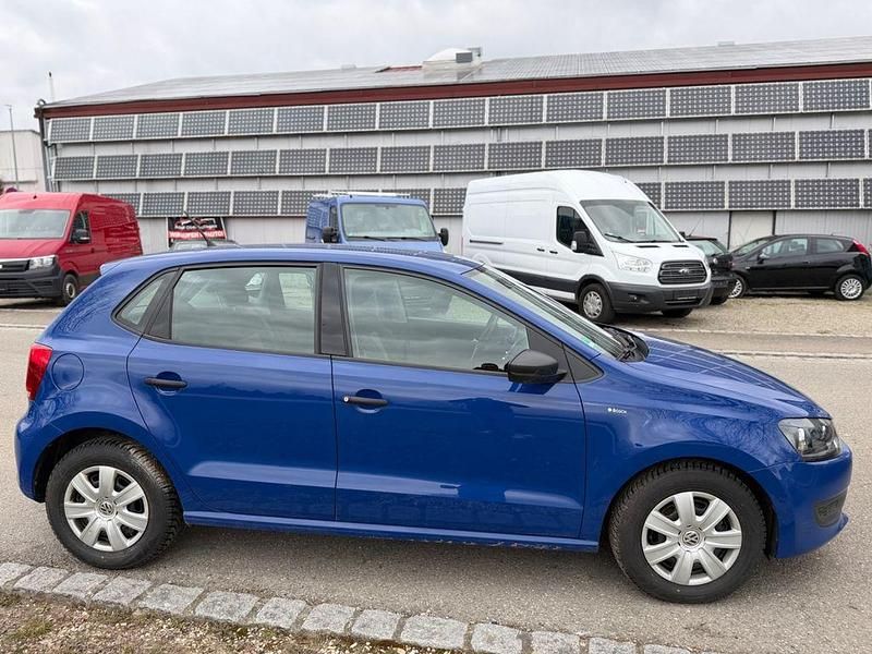 Gebraucht VW Polo Trendline 60 PS (44 kW) 2012 Blau Kleinwagen