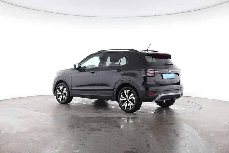 Gebraucht VW T-Cross Active 150 PS (110 kW) 2022 Deep black perleffekt SUV