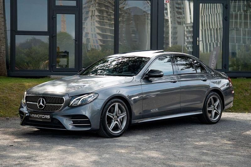 Grau Gebraucht 2018 Mercedes E400 Limousine | 26.500 € (Guter Preis) - Bild 1/4