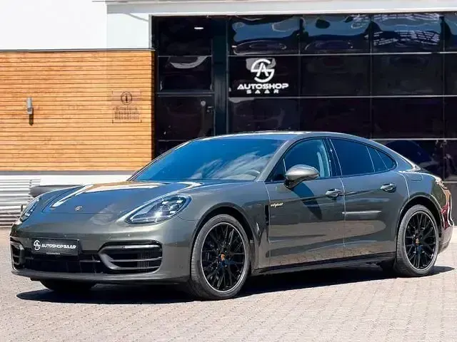 Gebraucht Porsche Panamera 4 E-Hybrid 136 PS (100 kW) 2023 Andere Kleinwagen