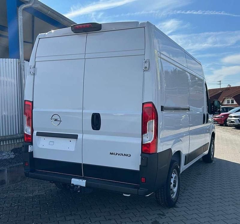 Neu Opel Movano 140 PS (102 kW) 2025 Cassablanca weiss Van