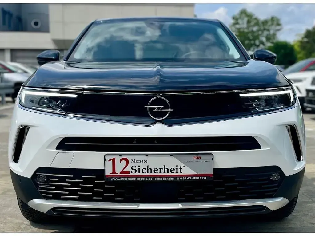Gebraucht Opel Mokka Elegance 131 PS (96 kW) 2022 Weiß jade weiss/arktis weiss (metallic) SUV