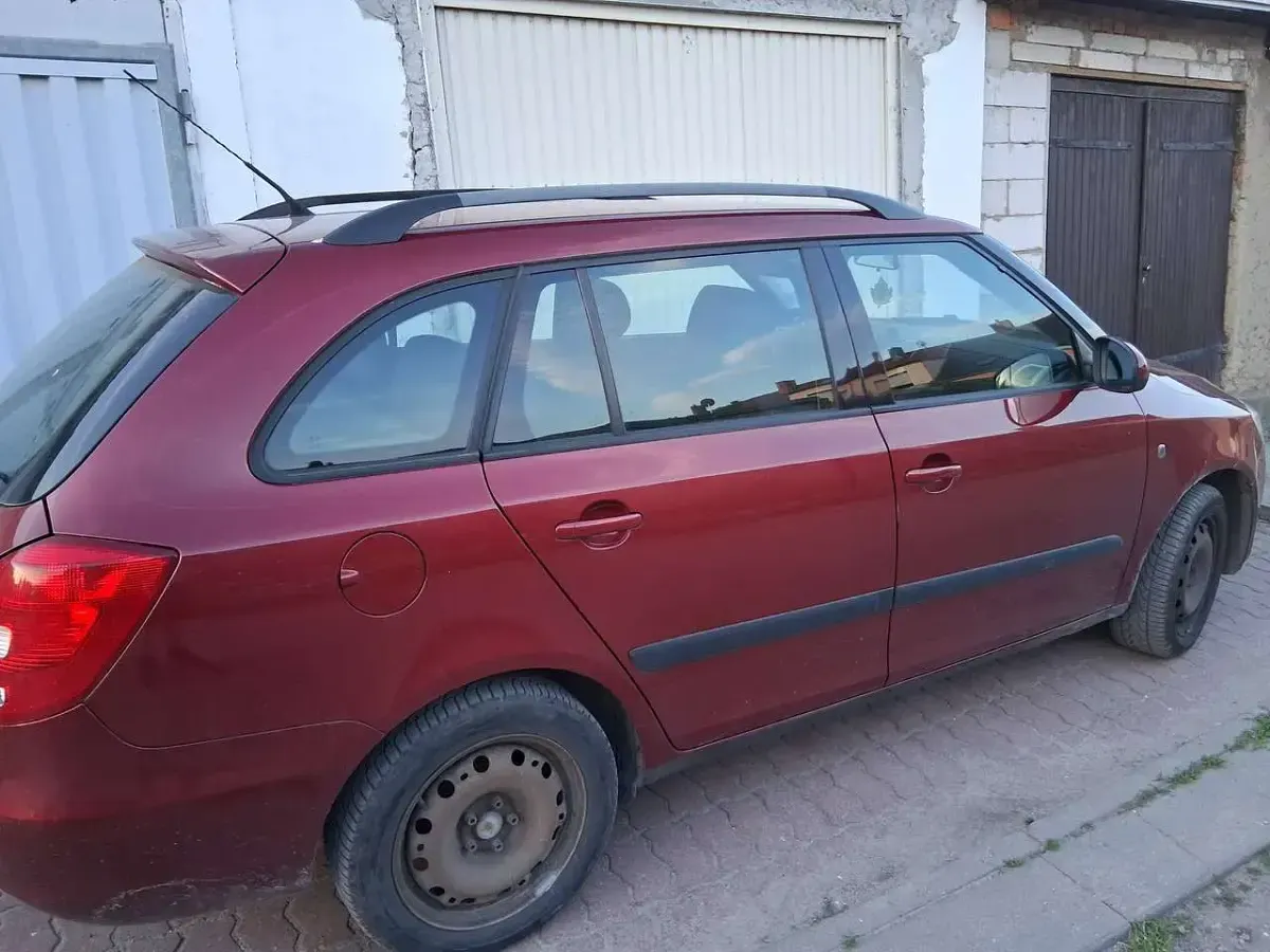 Usata Skoda Fabia Style 54 CV (39 kW) 2009 Berlina