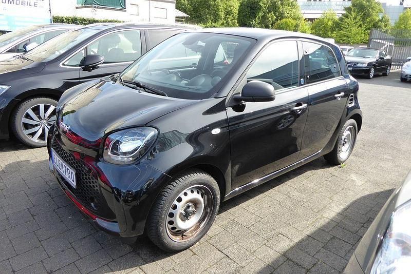Schwarz Gebraucht 2022 Smart ForFour Electric Drive Limousine | 9.990 € (Fairer Preis) - Bild 1/4
