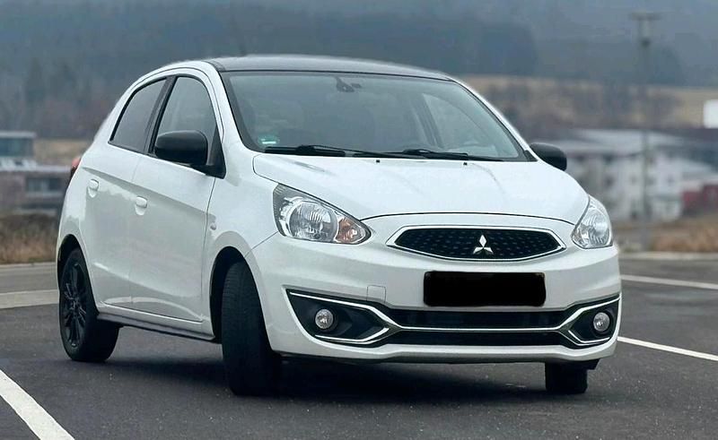 Gebraucht Mitsubishi Space Star Diamant Edition 80 PS (58 kW) 2019 Weiß Kleinwagen