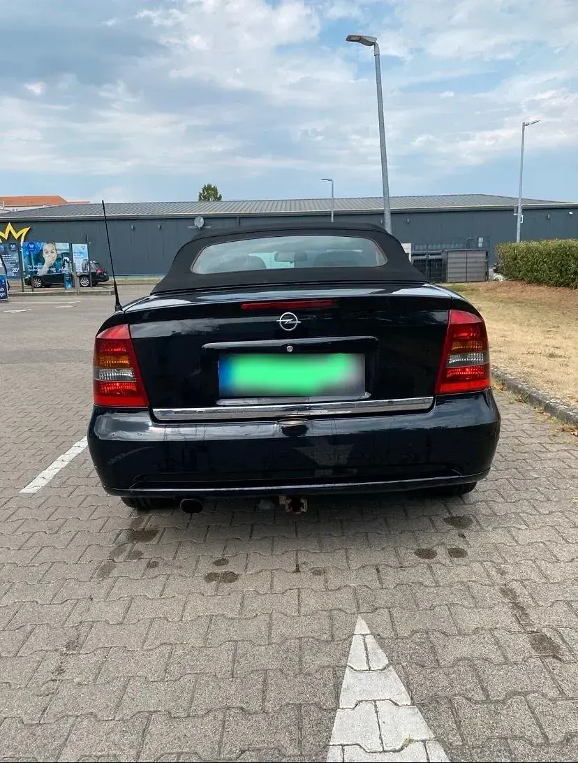 Gebraucht Opel Astra 147 PS (108 kW) 2005 Schwarz Cabrio