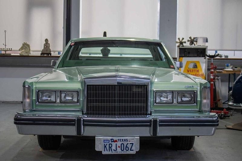 Gebraucht Lincoln Continental 132 PS (97 kW) 1981 Limousine