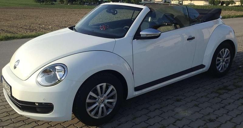 Gebraucht VW Beetle Basis 105 PS (77 kW) 2016 Weiß Kleinwagen