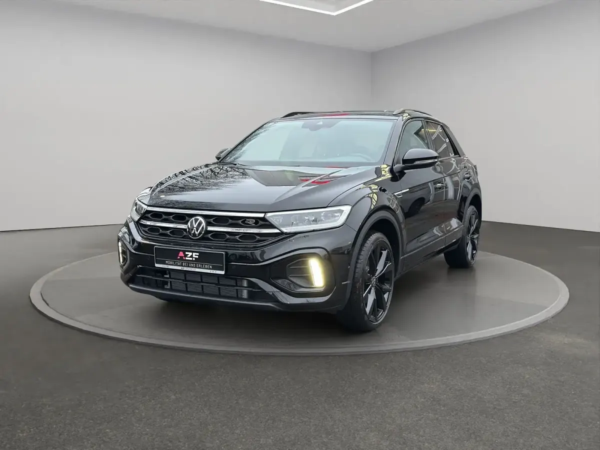 Gebraucht VW T-Roc R-line 150 PS (110 kW) 2025 Grenadillschwarz metallic SUV