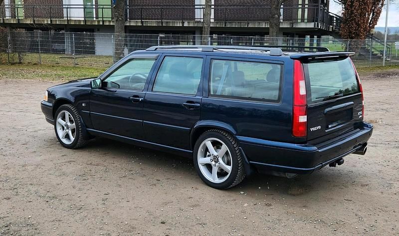 Usata Volvo V70 244 CV (179 kW) 1997 Blu Station wagon