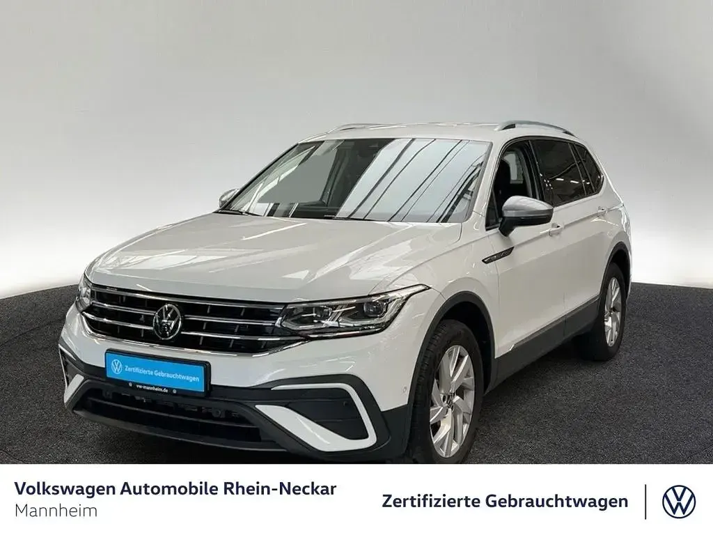 Gebraucht VW Tiguan Allspace Life 150 PS (110 kW) 2022 Pure white SUV