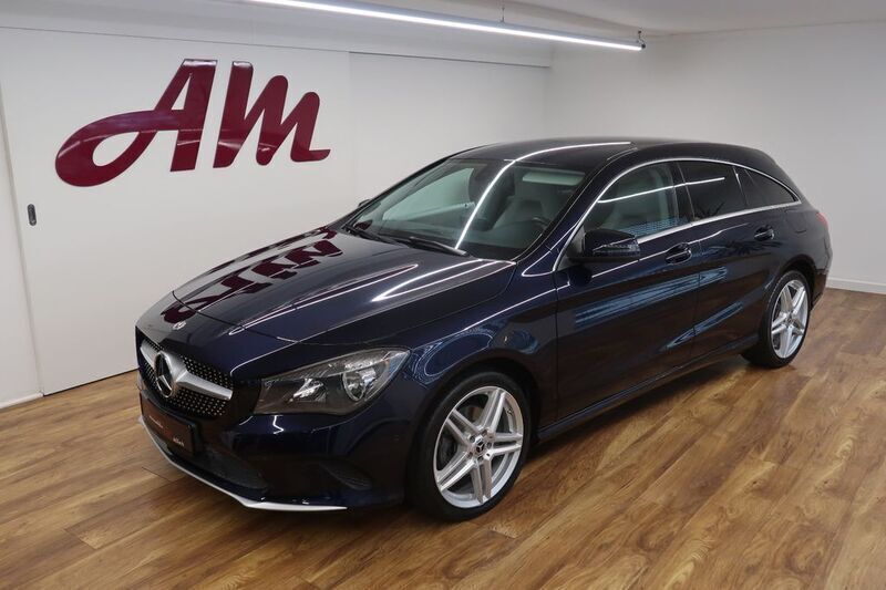 Blau Gebraucht 2017 Mercedes CLA200 Shooting Brake Kombi | 17.999 € (Guter Preis) - Bild 1/4