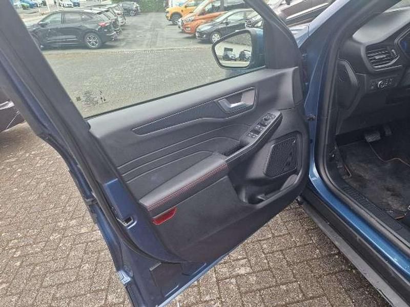 Gebraucht Ford Kuga ST-Line X 152 PS (111 kW) 2022 Blau metallic SUV