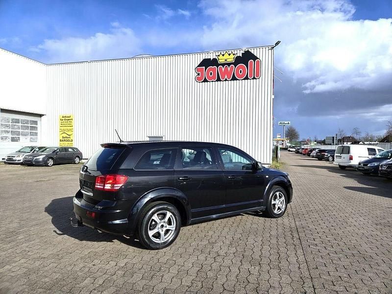 Second-hand Dodge Journey 140 CP (102 kW) 2008 Negru SUV