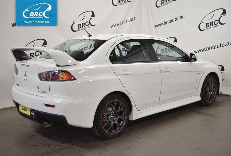 Gebraucht Mitsubishi Lancer Evolution 295 PS (216 kW) 2014 Weiß Limousine