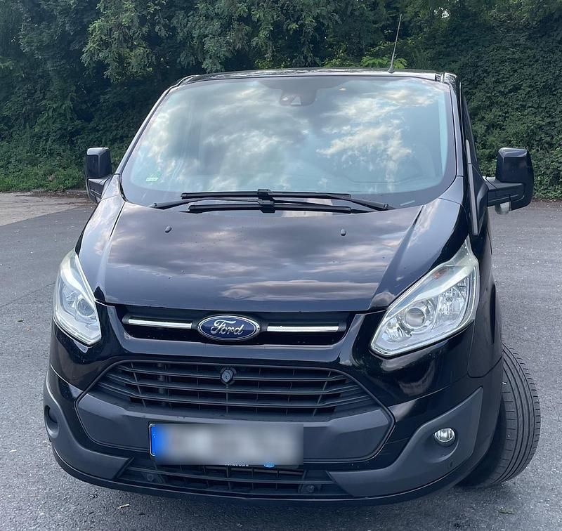 Schwarz Gebraucht 2014 Ford Tourneo Custom Van / Kleinbus | 12.500 € (Teuer) - Bild 1/4