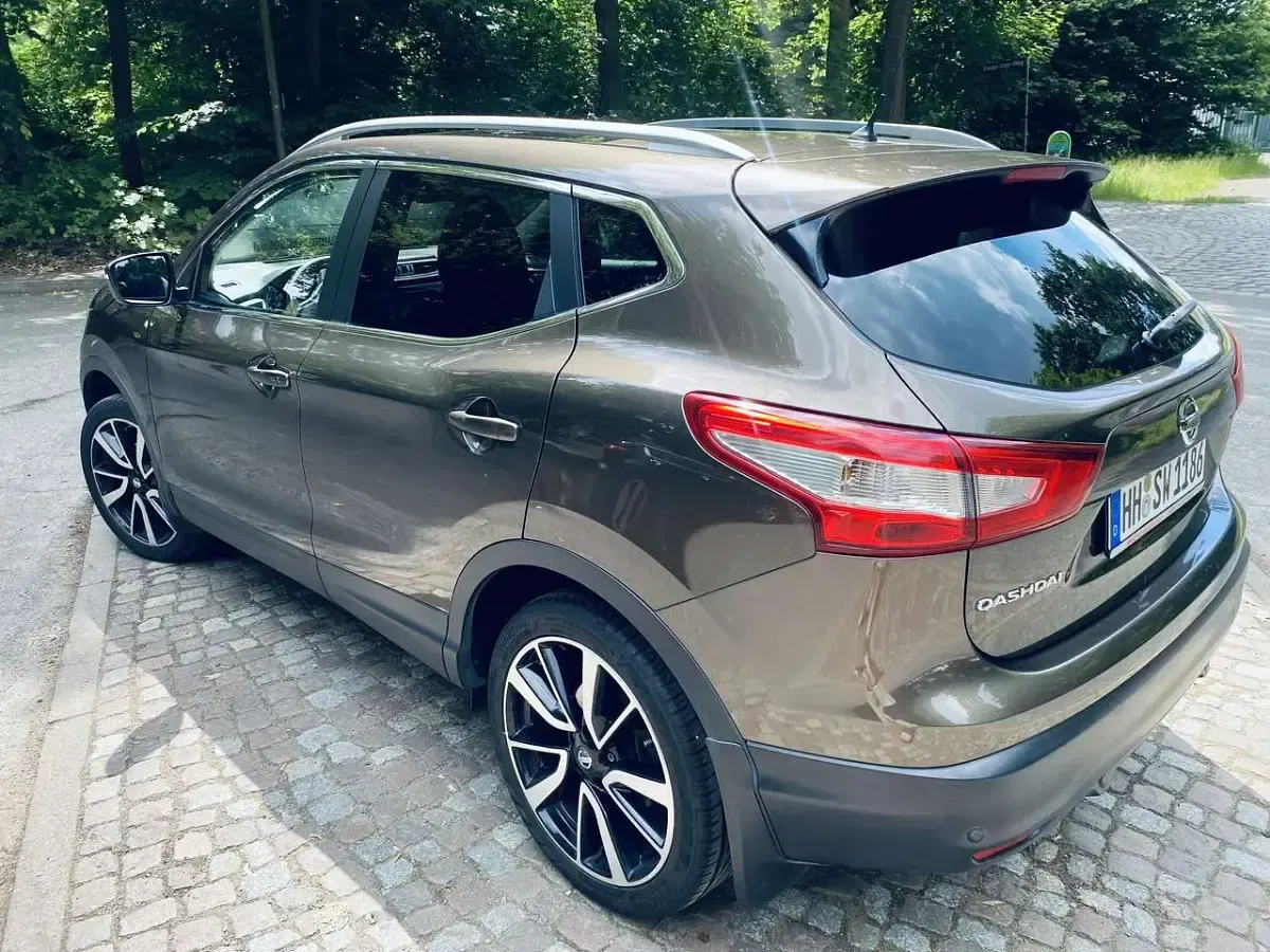 Gebraucht Nissan Qashqai Tekna 131 PS (96 kW) 2016 SUV