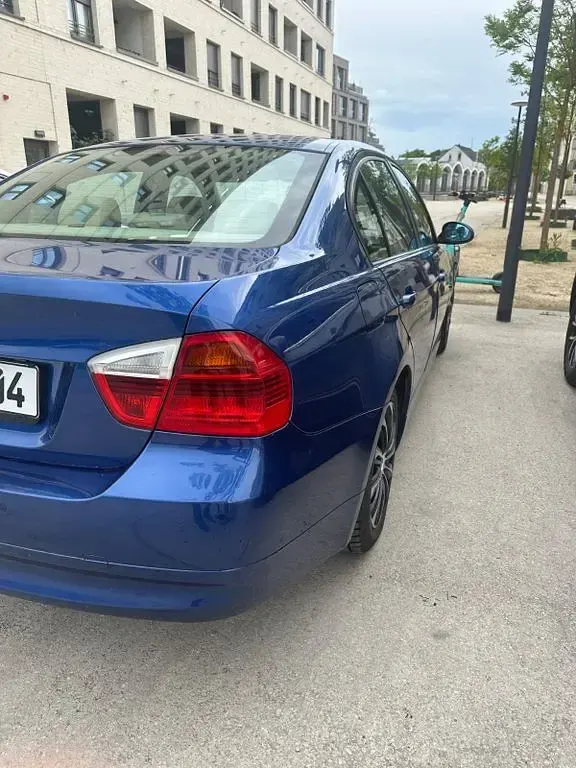 Brugt BMW 318 129 HK (94 kW) 2006 Blå Sedan