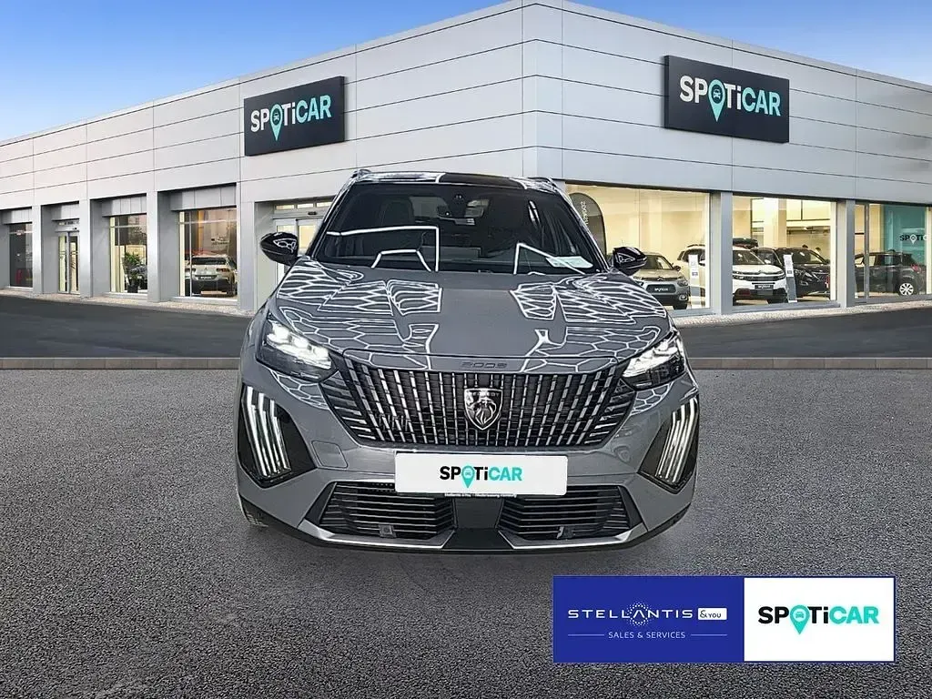 Gebraucht Peugeot 2008 GT 131 PS (96 kW) 2024 Grau SUV