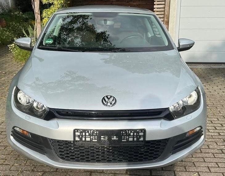 Silber Gebraucht 2009 VW Scirocco Team Coupé | 3.500 € (Guter Preis) - Bild 1/4