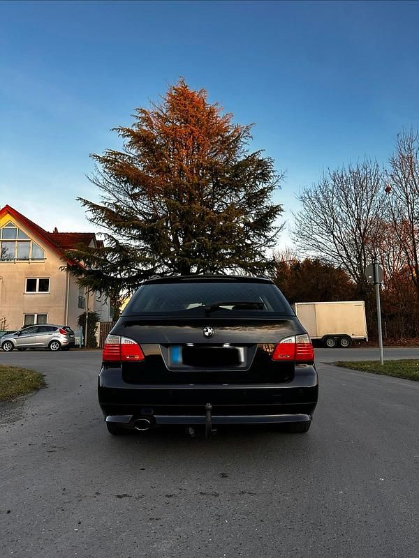 Second-hand BMW 520 177 CP (130 kW) 2008 Negru Break