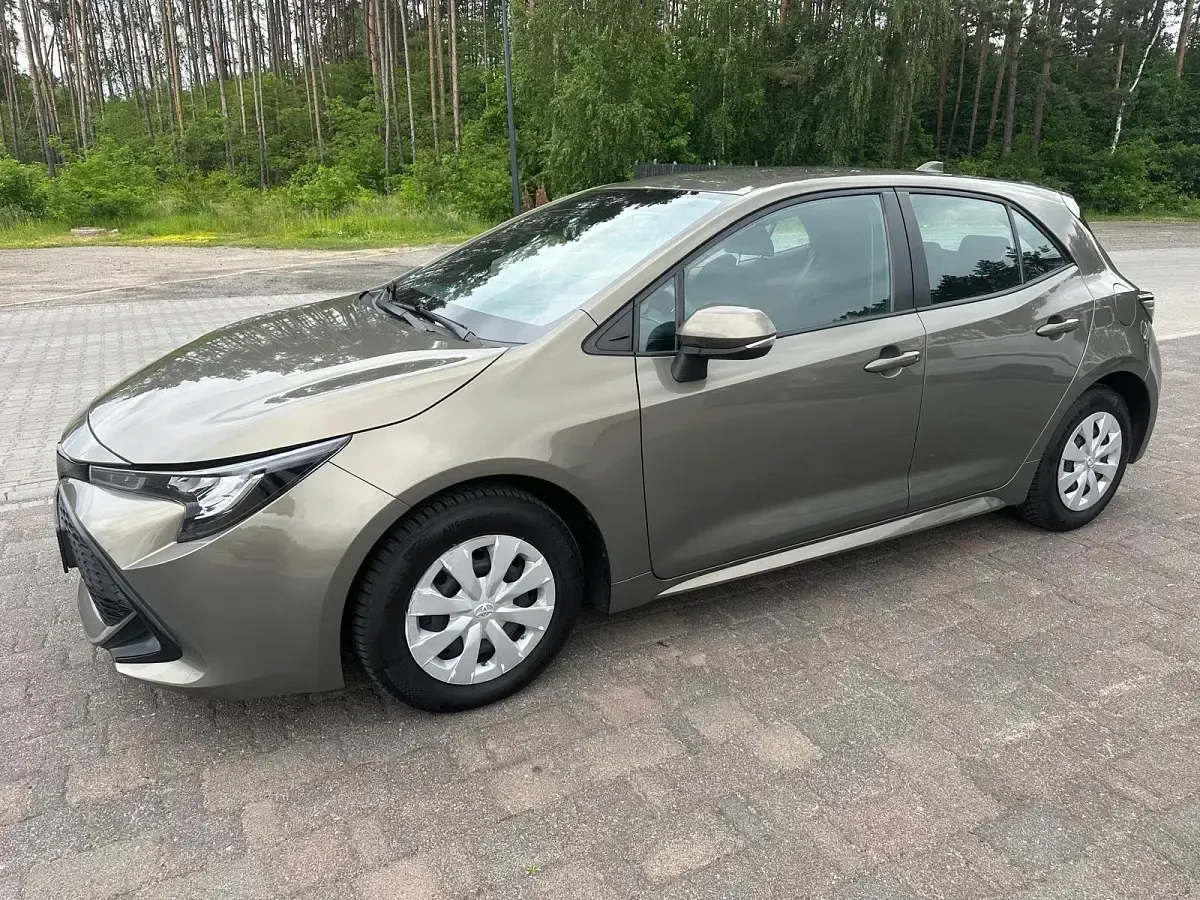 Używany Toyota Corolla 116 KM (85 kW) 2019 Hatchback