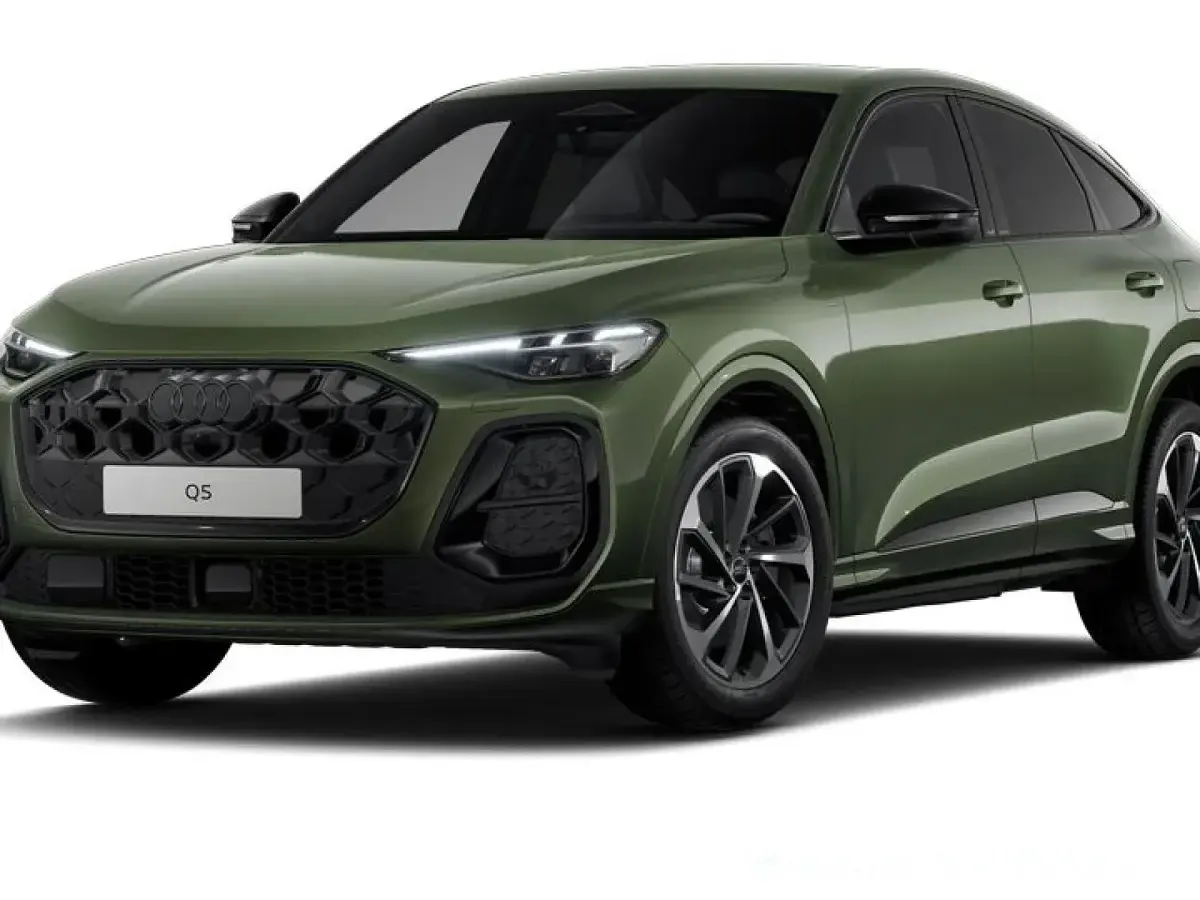 Neu Audi Q5 Sportback Comfort 299 PS (219 kW) 2026 Grün SUV