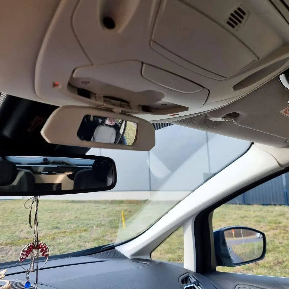 Używany Ford Grand C-Max 150 KM (110 kW) 2018 Niebieski Minivan