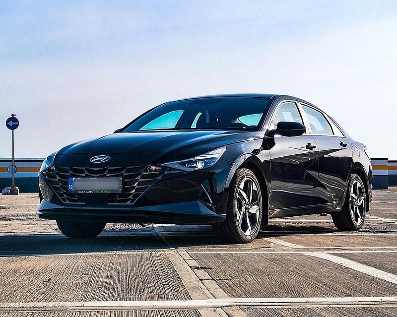 Schwarz Gebraucht 2023 Hyundai Elantra Limousine | 22.000 € - Bild 1/1